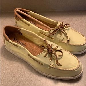 Yellow Sperry Boat Shoes size 9